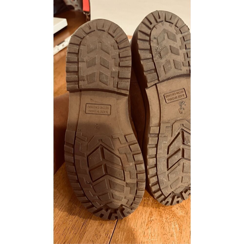 OLD NAVY BROWN SUEDE ANKLE BOOTS FAUX SHEARLING LINING GIRLS SZ 3 - Picture 9 of 10